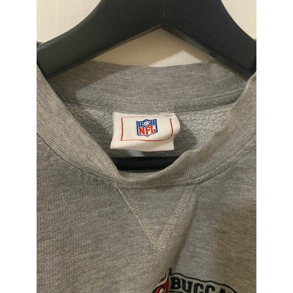 Vintage Tampa Bay Buccaneers Sweatshirt - Picture 3 of 4